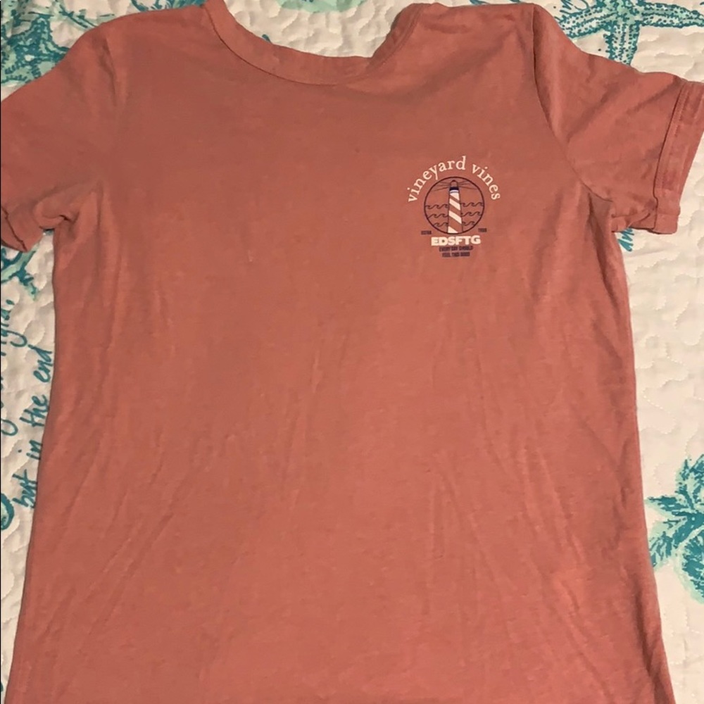Vineyard vines T-shirt